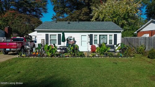 10008 Donau Ln, Louisville, KY, 40272-3843 | Card Image