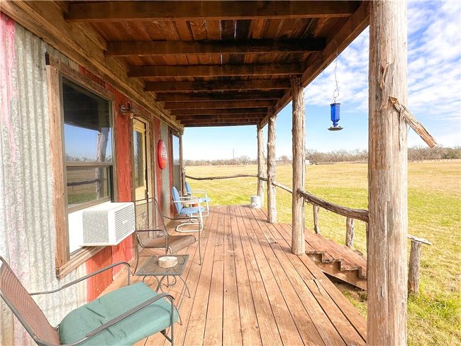 Porch | Image 13