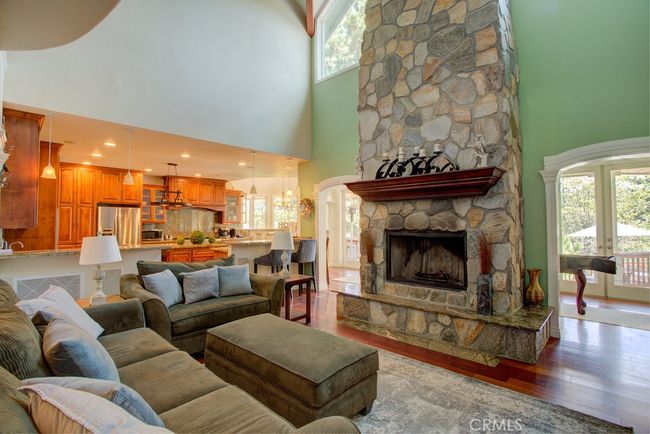 32557 Pine Cone Ct A&B, House other with 5 bedrooms, 5 bathrooms and 5 parking in Running Springs CA | Image 16