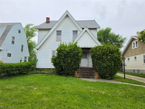10605 Grace Ave, Garfield Heights, OH, 44125-2655 | Card Image
