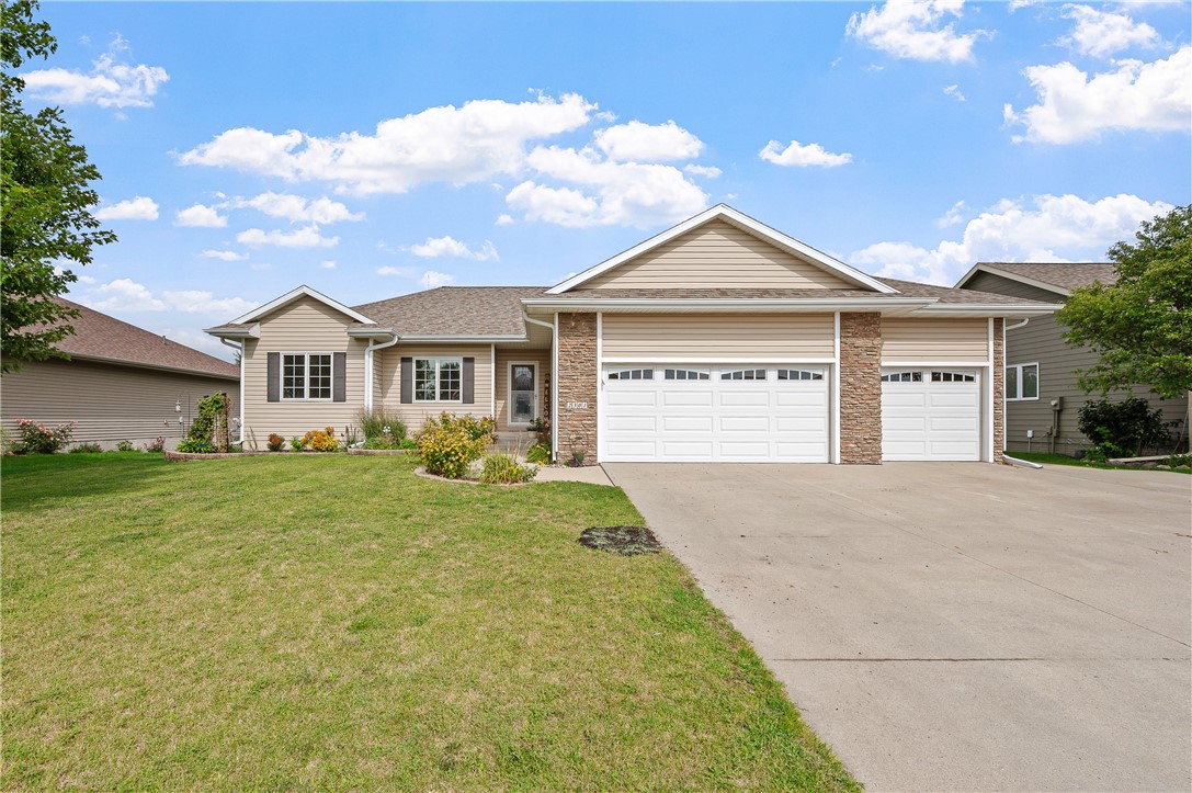 6th Ave, Altoona, IA 50009