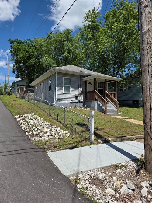 205 Cottage St, Saint Clair, MO, 63077-1407 | Card Image