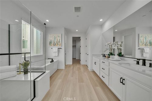 458 Chorus, Irvine, CA, 92618-1412 | Card Image
