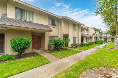 5950 Imperial Hwy, South Gate, CA, 90280 | Card Image
