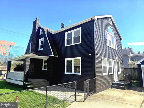 2500 S Eads St, ARLINGTON, VA, 22202-2507 | Card Image