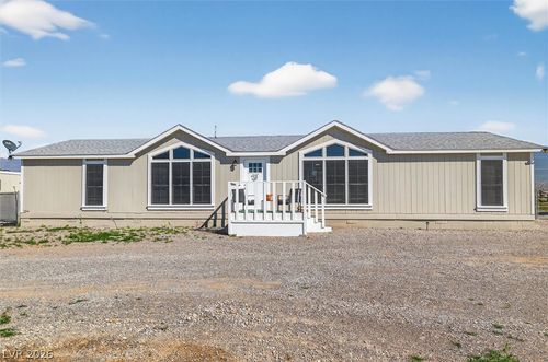 881 Luella Ct, Pahrump, NV, 89048-5054 | Card Image