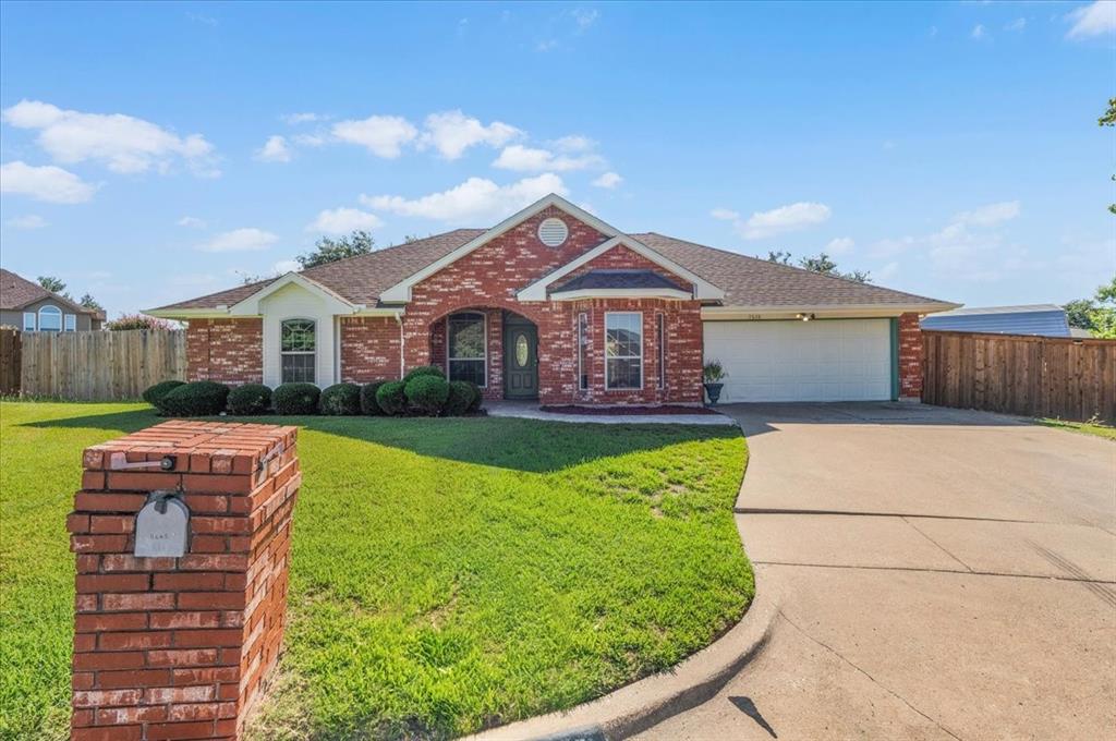 Moss Ct, North Richland Hills, TX 76182