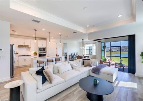 20419 Pebble Glen Dr, ESTERO, FL, 33928-9677 | Card Image