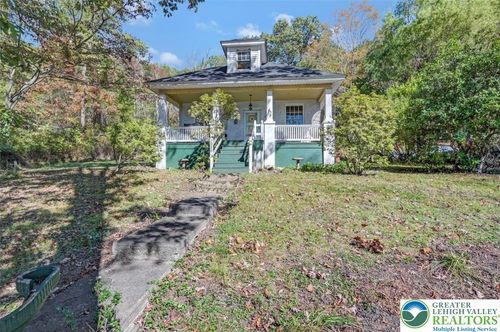 2880 Bartonsville Ave, Bartonsville, PA, 18321-7758 | Card Image