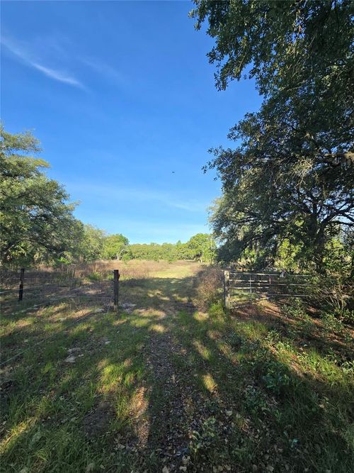 14515 Giddyup Ln, HUDSON, FL, 34669-1174 | Card Image