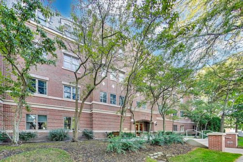 apt-404-1688 Green Bay Rd, Highland Park, IL, 60035-3590 | Card Image