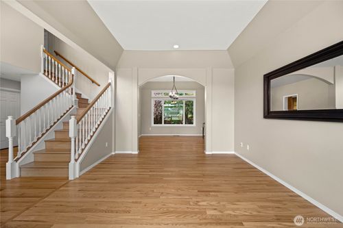 12297 Bayhill Dr, Burlington, WA, 98233-2767 | Card Image