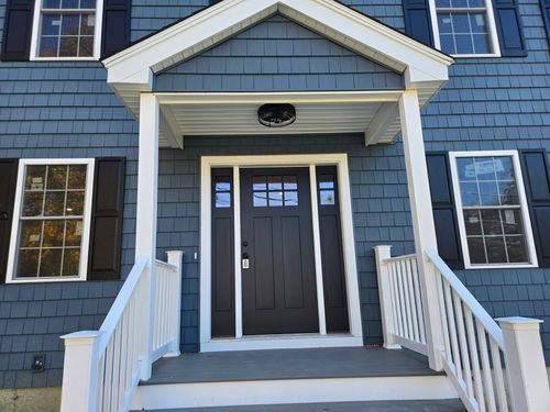 349 South St, Reading, MA, 01867-3942 | Card Image