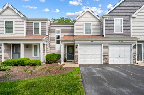 1732 Pebble Beach Cir, Elgin, IL, 60123-5616 | Card Image