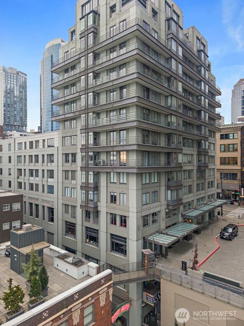 apt-610-98 Union St, Seattle, WA, 98101-2068 | Card Image