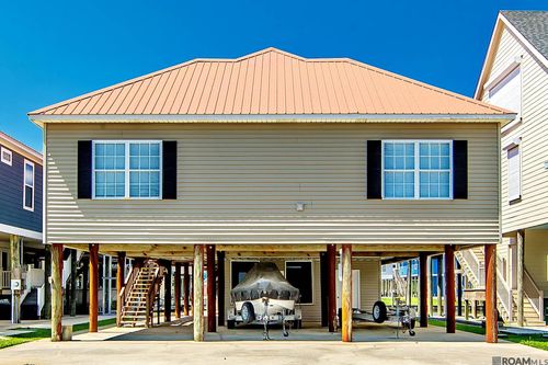 178 Flounder Ct, Dulac, LA, 70353-2242 | Card Image