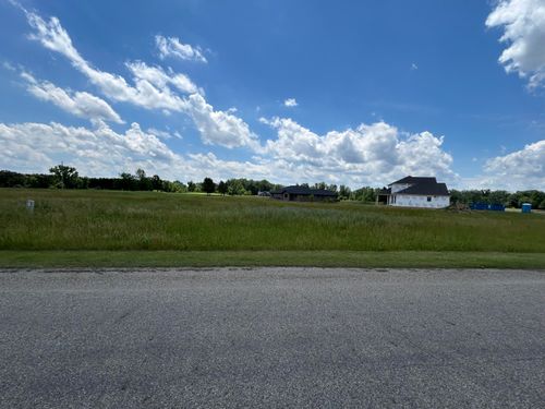 2-649 Blackberry Dr, Coldwater, MI, 49036-8883 | Card Image
