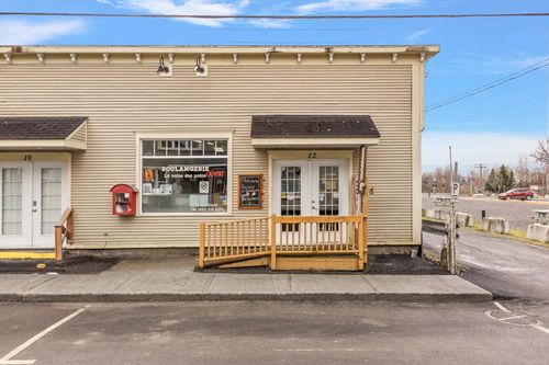 {{alt}} | Card Image