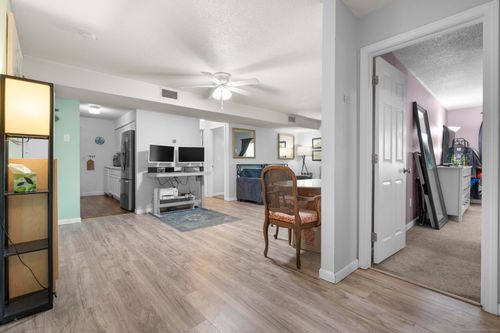 unit-a4-2 Concorde Way, Windsor Locks, CT, 06096-1538 | Card Image