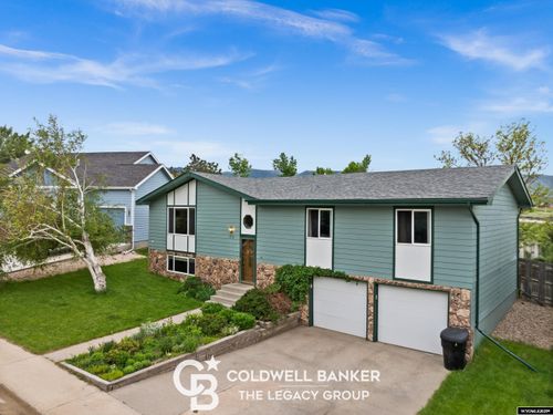3572 Meadowlark Dr, Casper, WY, 82604-4318 | Card Image