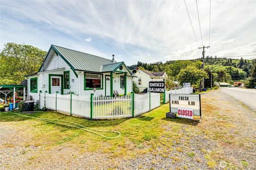 16672 Frontier St, Clallam Bay, WA, 98326-9734 | Card Image