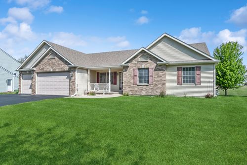 1305 W Northwind Drive, Sandwich, IL, 60548 | Card Image