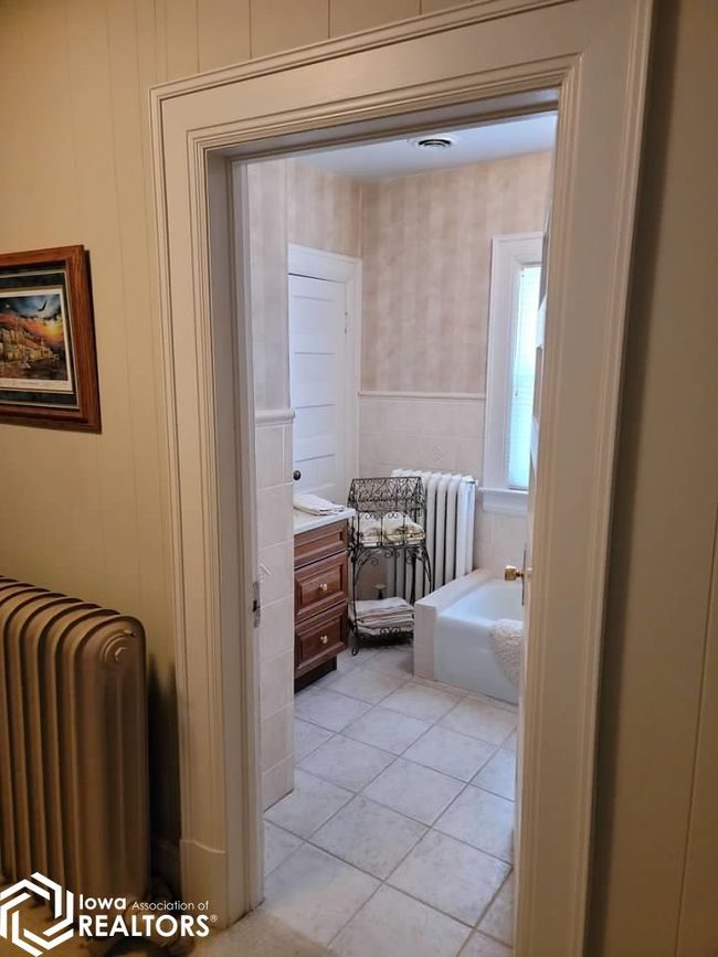 703 W Broadway St, House other with 5 bedrooms, 3 bathrooms and null parking in Eagle Grove IA | Image 73