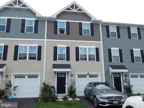 56 Wiggles Ct, MARTINSBURG, WV, 25403-1730 | Card Image