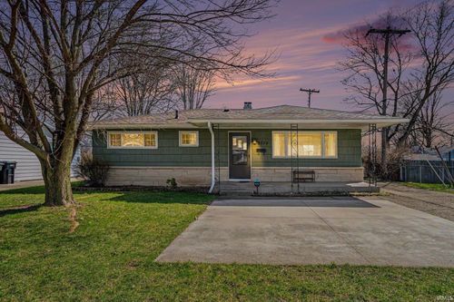 2514 Edison Rd, South Bend, IN, 46615-3502 | Card Image