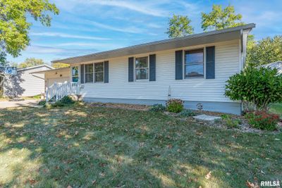 208 Westerfield Road, House other with 3 bedrooms, 2 bathrooms and null parking in Davenport IA | Image 2