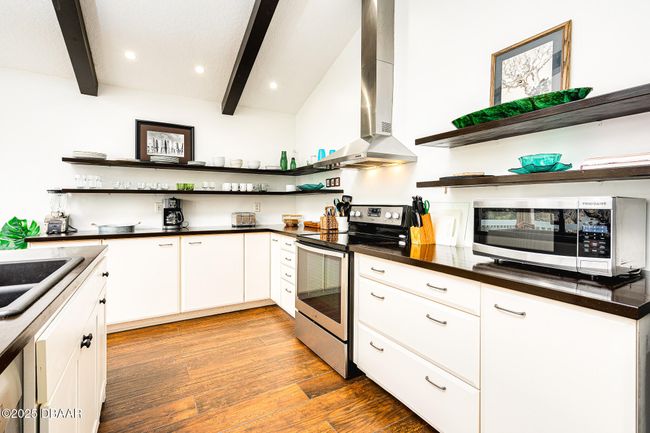 KITCHEN | Image 14