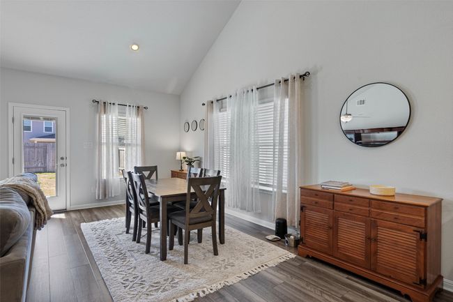 134 Stellers Swoop, House other with 5 bedrooms, 3 bathrooms and 4 parking in Cedar Creek TX | Image 7