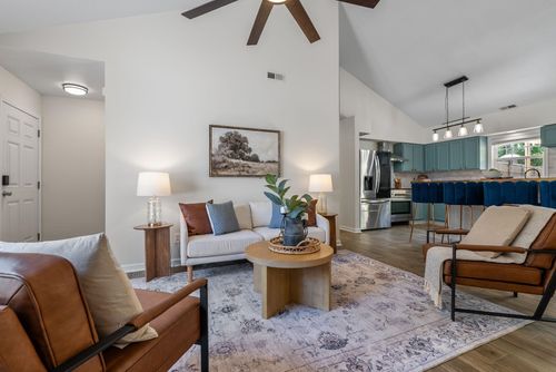 131 Wilbon Cir, Simpsonville, SC, 29681-2135 | Card Image