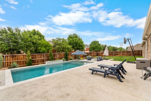 2800 Garrett Dr, Highland Village, TX, 75077-7924 | Card Image