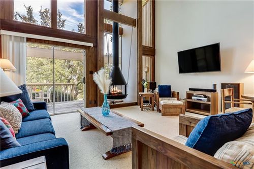 133 Comanche Pt, Point Venture, TX, 78645-8623 | Card Image