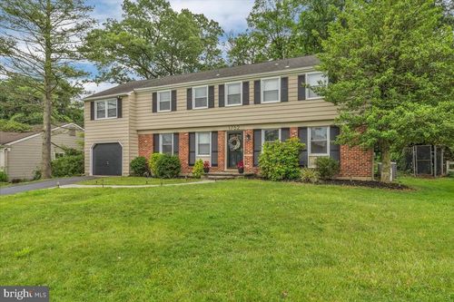 1752 Lark Ln, CHERRY HILL, NJ, 08003-3215 | Card Image