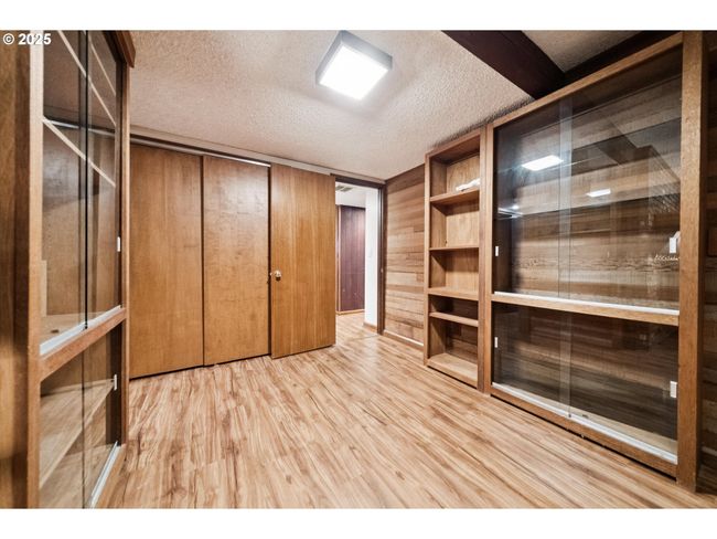 Family Room | Image 17