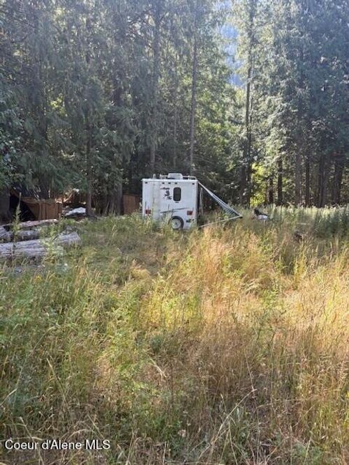 108 W Kamloop, Bayview, ID, 83803 | Card Image