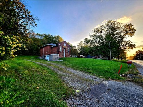 1750 Harbor Edinburg Rd, Edinburg, PA, 16116-5412 | Card Image