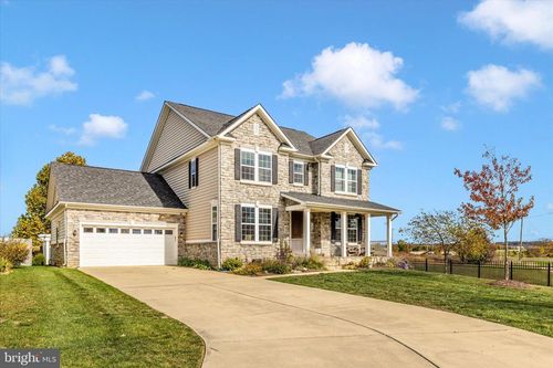 728 Holden Rd, FREDERICK, MD, 21701-3398 | Card Image