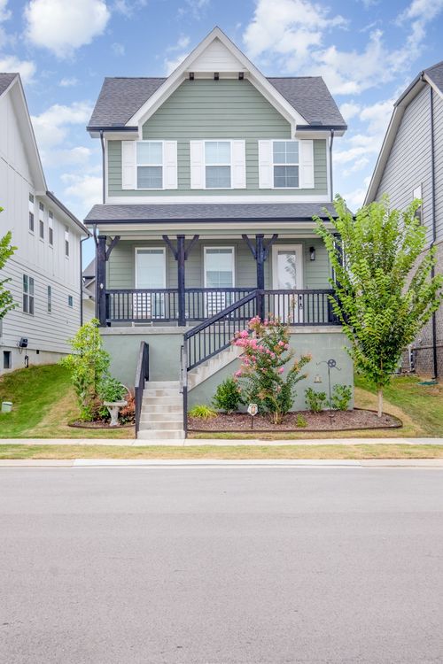 226 Sounder Cir, La Vergne, TN, 37086-2010 | Card Image