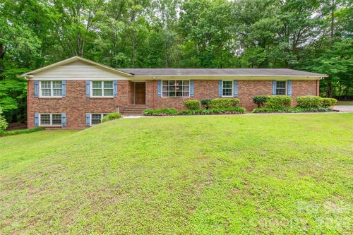 1735 Saddlewood Dr, Fort Mill, SC, 29715-9030 | Card Image