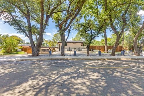 9755 Van Dyke Rd, Dallas, TX, 75218-2125 | Card Image