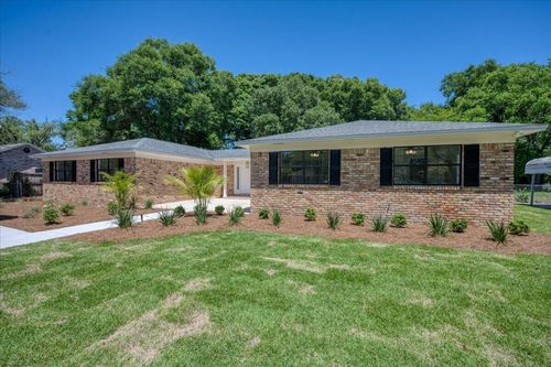 1467 Live Oak St, Niceville, FL, 32578-9775 | Card Image