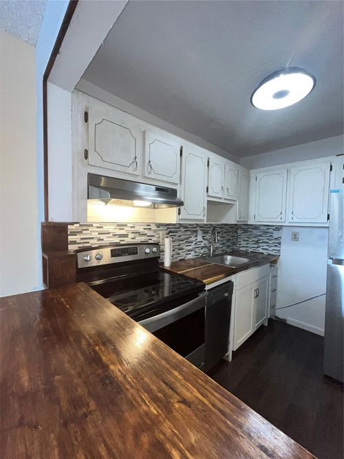 apt-115-9141 Sunrise Lakes Blvd, Sunrise, FL, 33322-1324 | Card Image