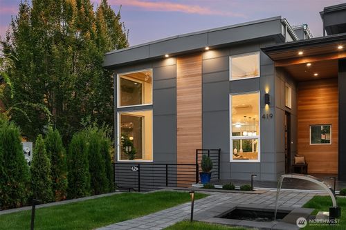 419 14th Avenue W, Kirkland, WA, 98033 | Card Image