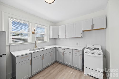 apt-15-49 Corban Ave Sw, Concord, NC, 28025-5194 | Card Image