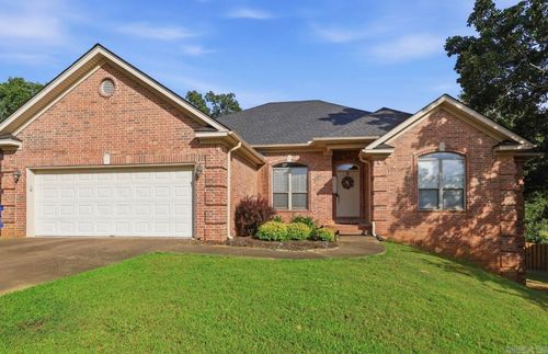 105 Summit Valley Cir, Maumelle, AR, 72113-6096 | Card Image
