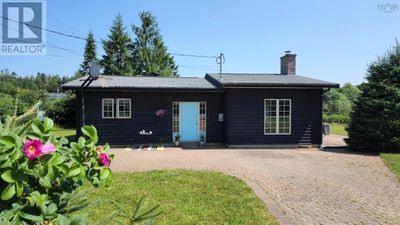 5 Green Bay Rd, House other with 2 bedrooms, 1 bathrooms and null parking in Petite Rivière NS | Image 2