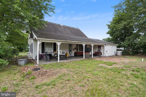 15 Barker Ln, Willingboro, NJ, 08046-3903 | Card Image